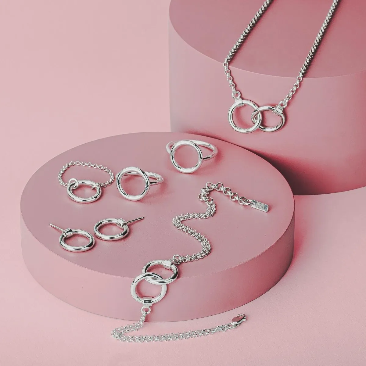 Forever Connected Chain Ring