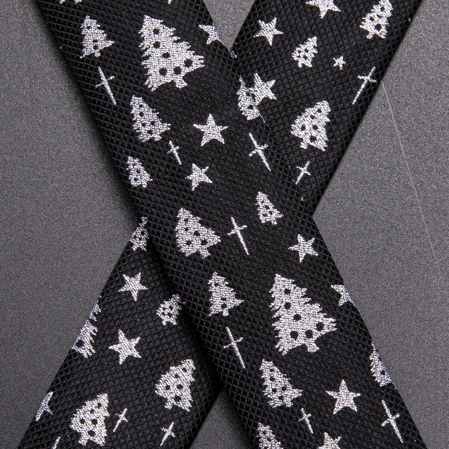 Hi-Tie Black White Christmas Tree Suspender Bowtie Hanky Cufflinks Set