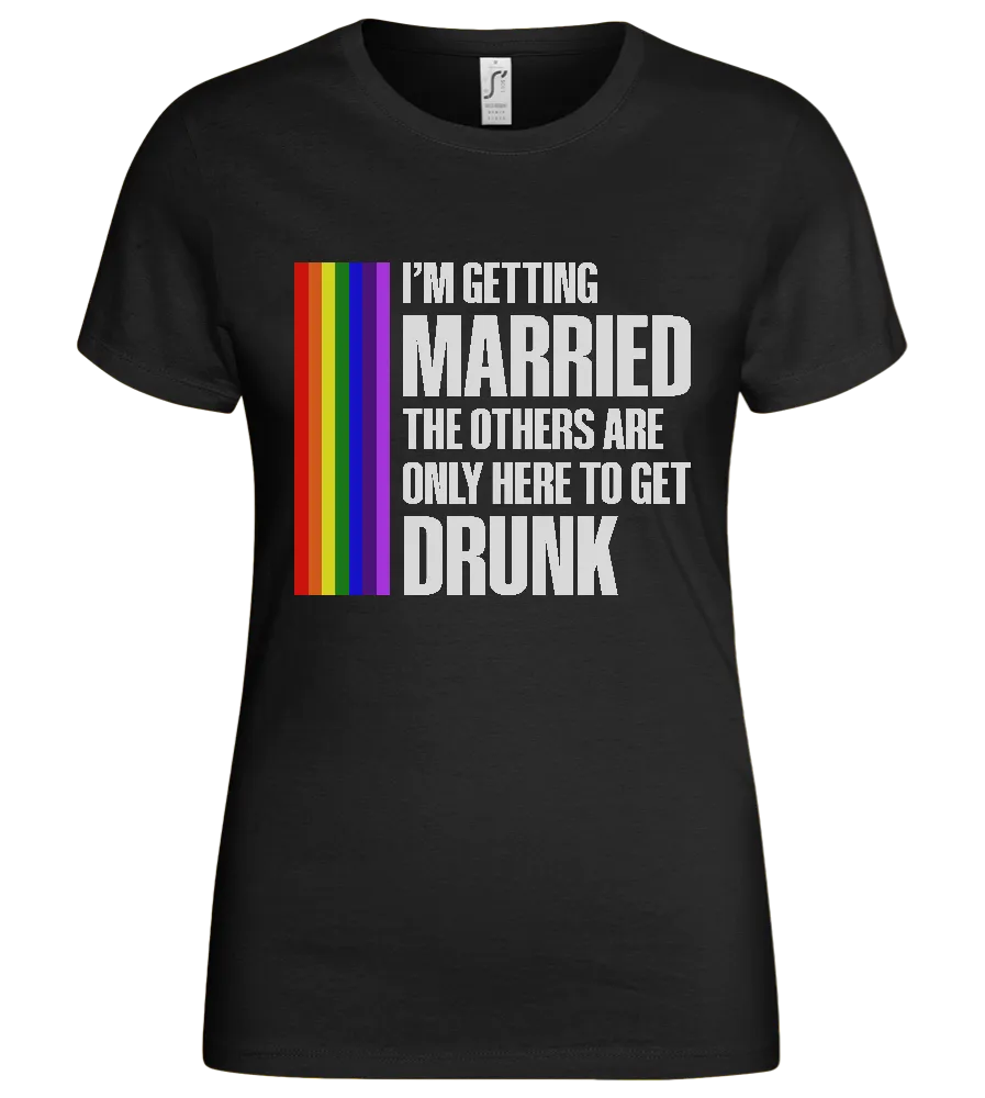 I'm Getting Married Design - Basic women's t-shirt