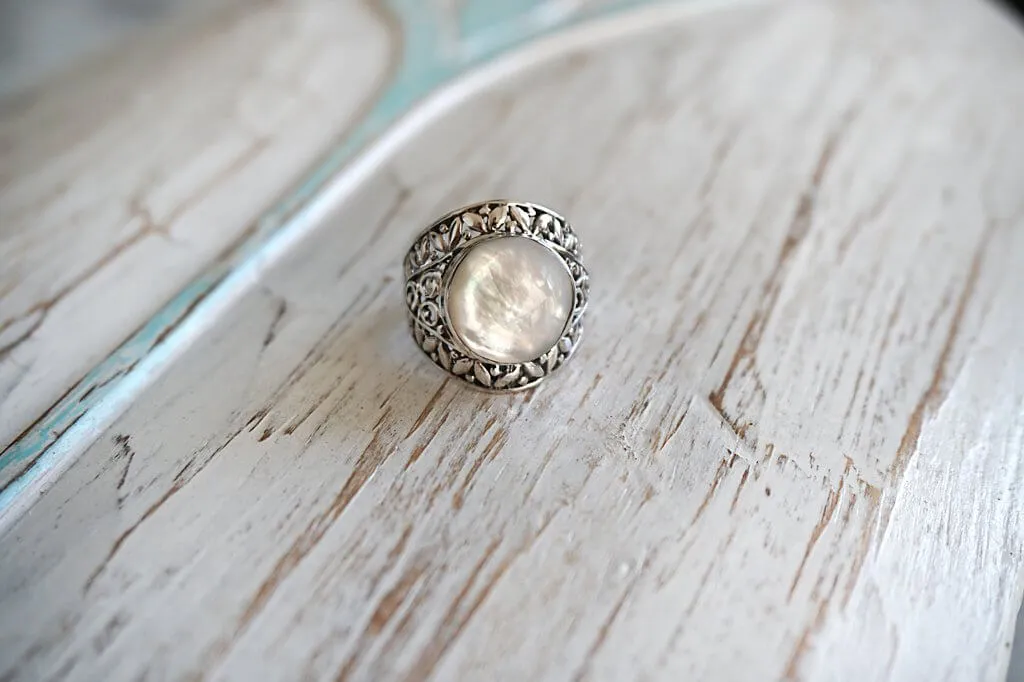 Silver Mother of Pearl Gypsy Ring